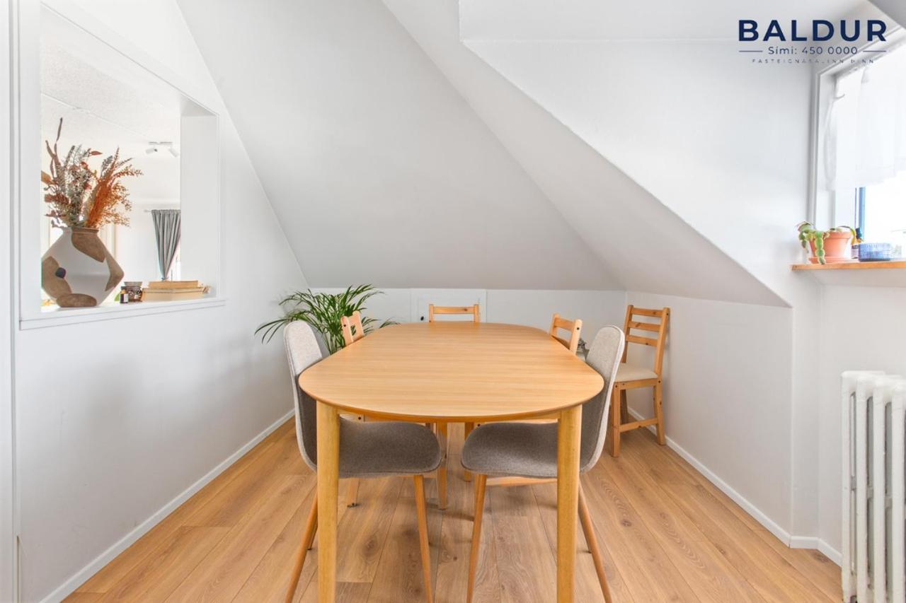 Cozy Apartment In The Heart Of Reykjavik! Bagian luar foto